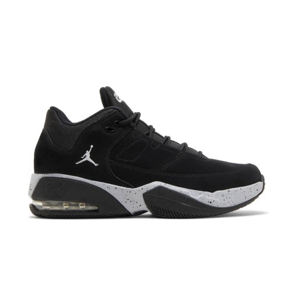 Jordan max aura 3, black & grey. Size 7